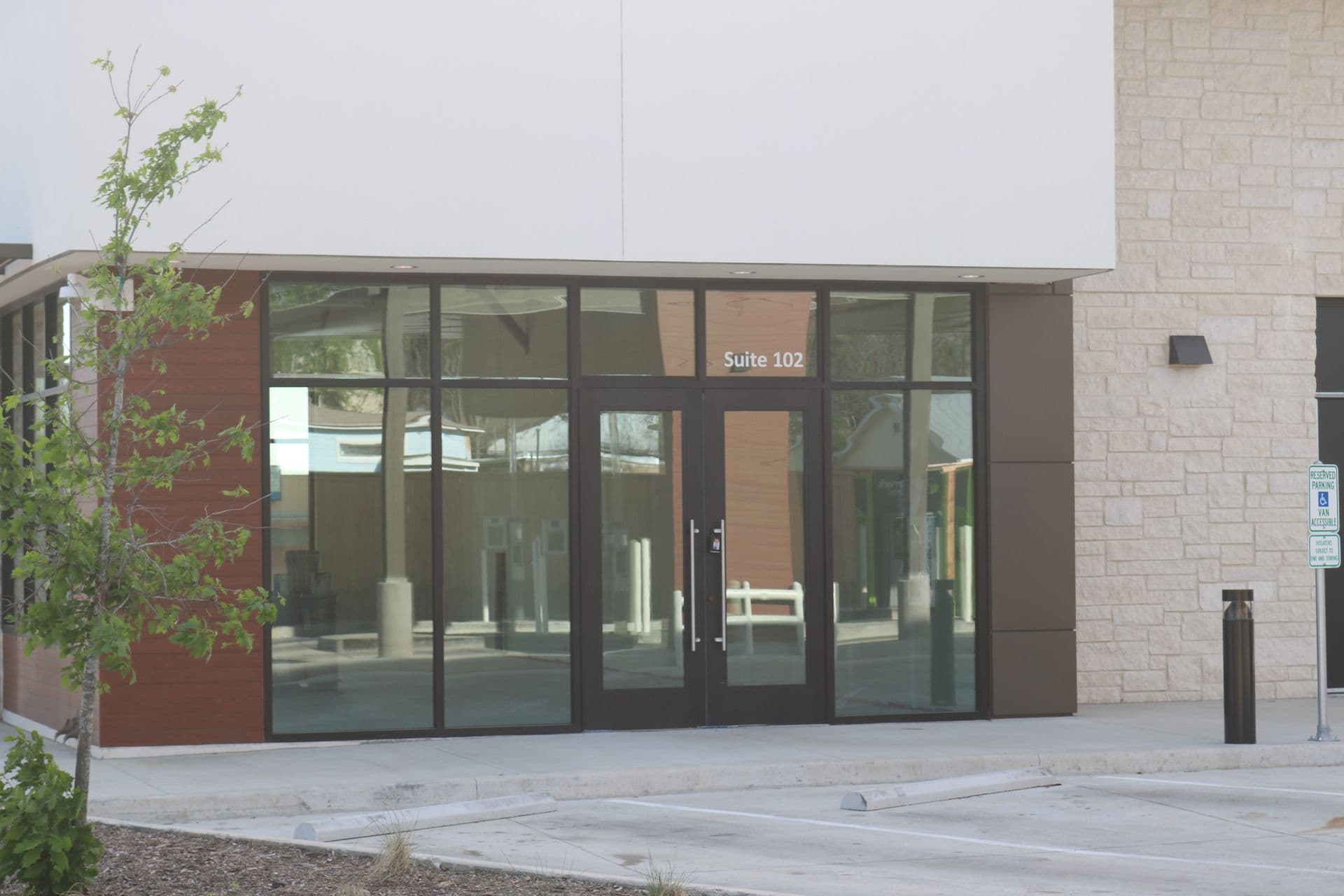 Firstmark FCU — Fredericksburg glass and aluminum installation